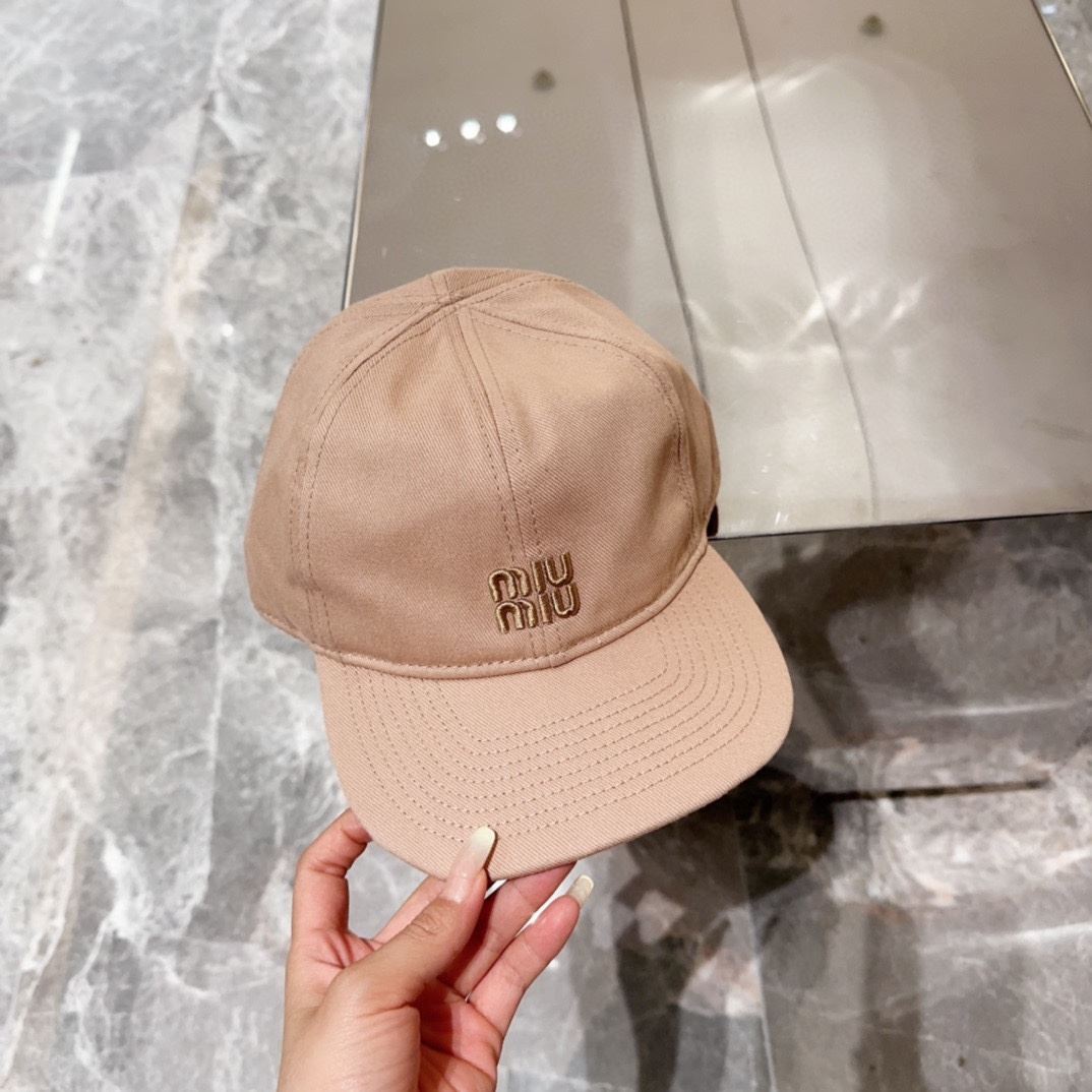 Miu Miu Caps